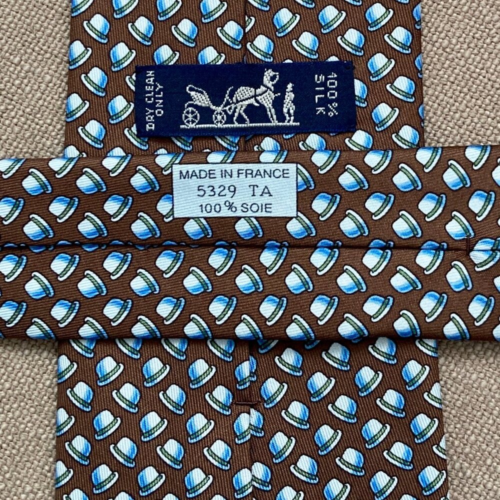 100% REAL HERMES TIE ~ BROWN w WHIMSICAL BLUE & & GREEN DERBY BOWLER HATS XL - Picture 5 of 5